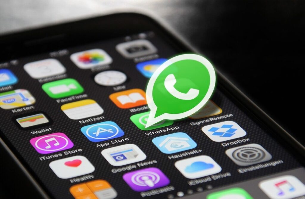 Truffa WhatsApp: inganno per genitori distratti